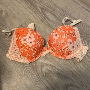 Victoria’s Secret Bra